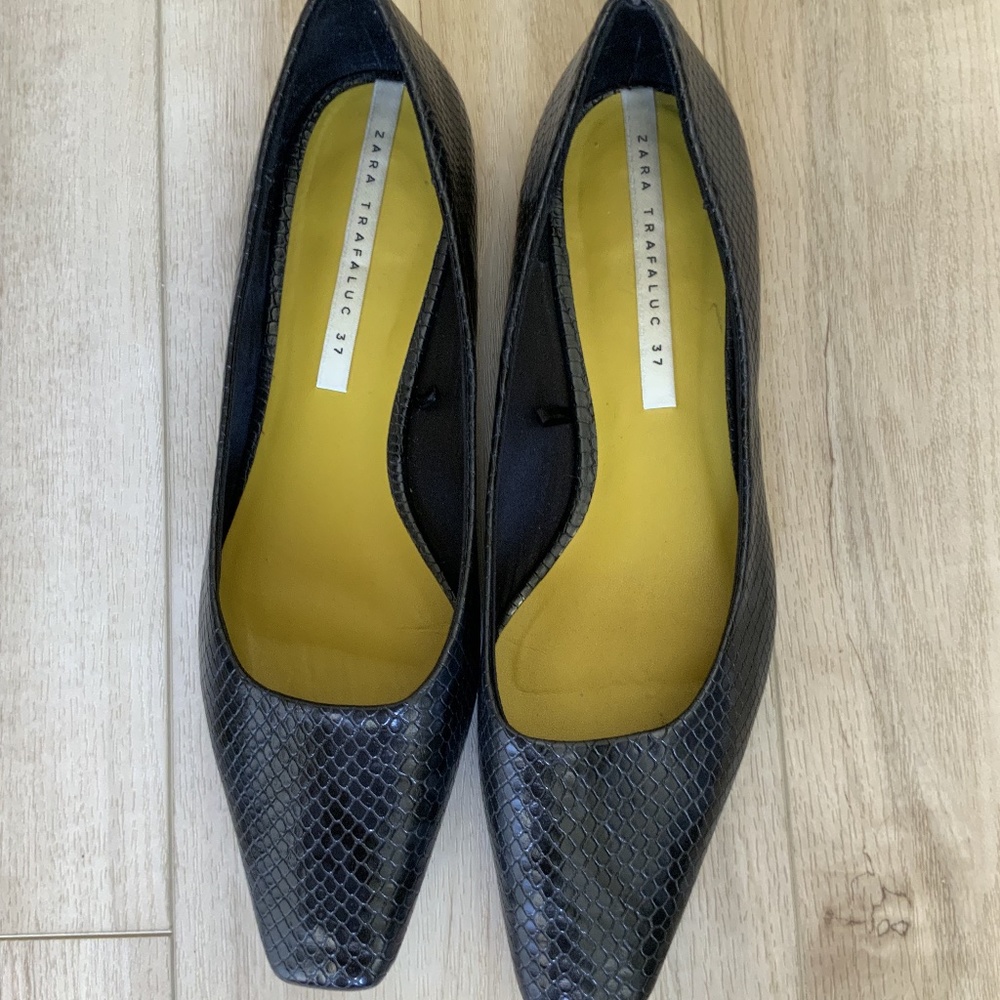 2025 Spring Fashion Trend - Snakeskin Print! - Zara Flats 37/6.5 Dark Blue
